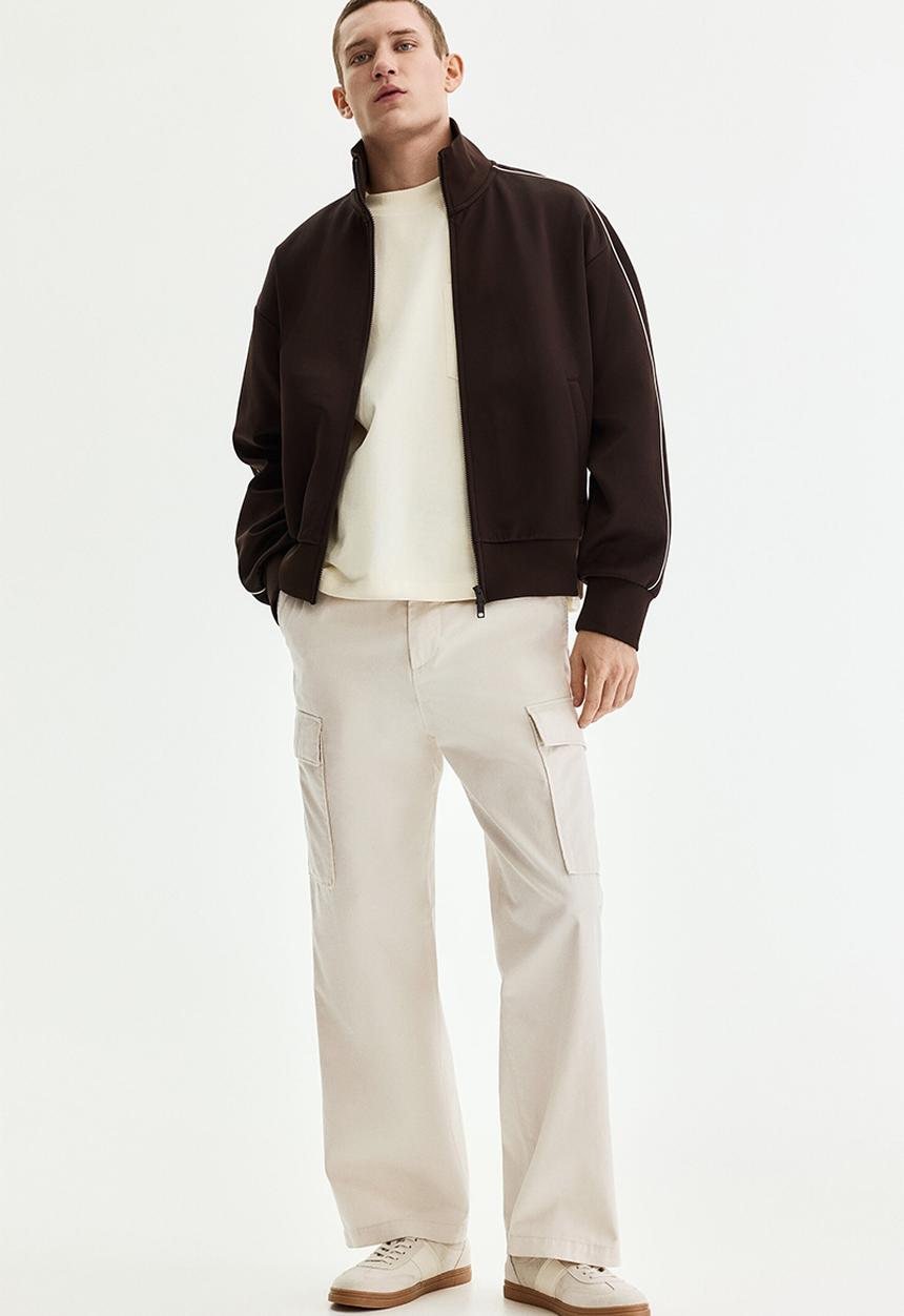 H&M - Relaxed fit cotton cargo trousers - cream