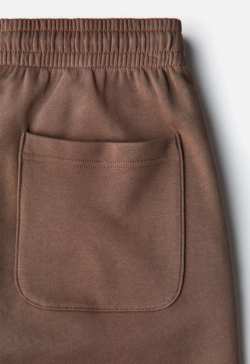 H&M - Regular fit sweatshorts - brown