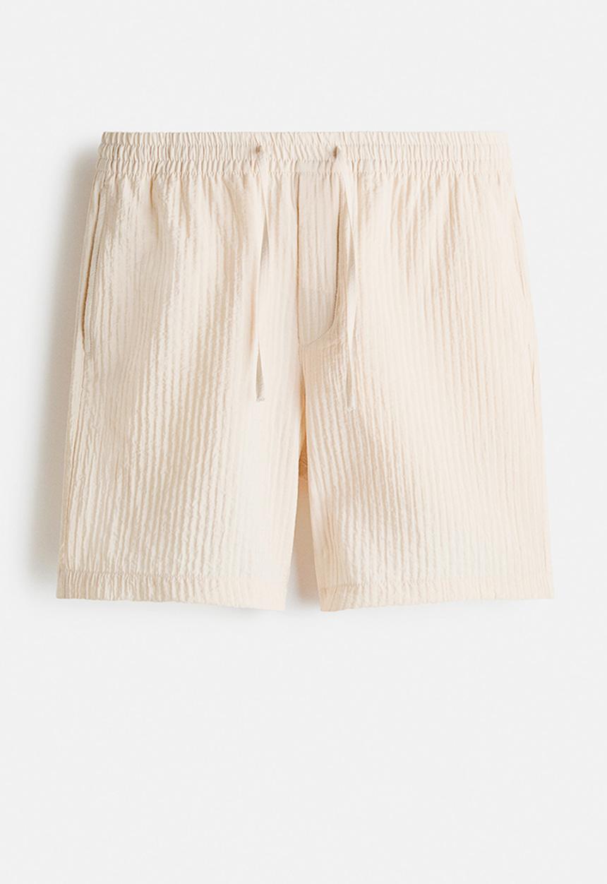 H&M - Relaxed fit textured shorts - white