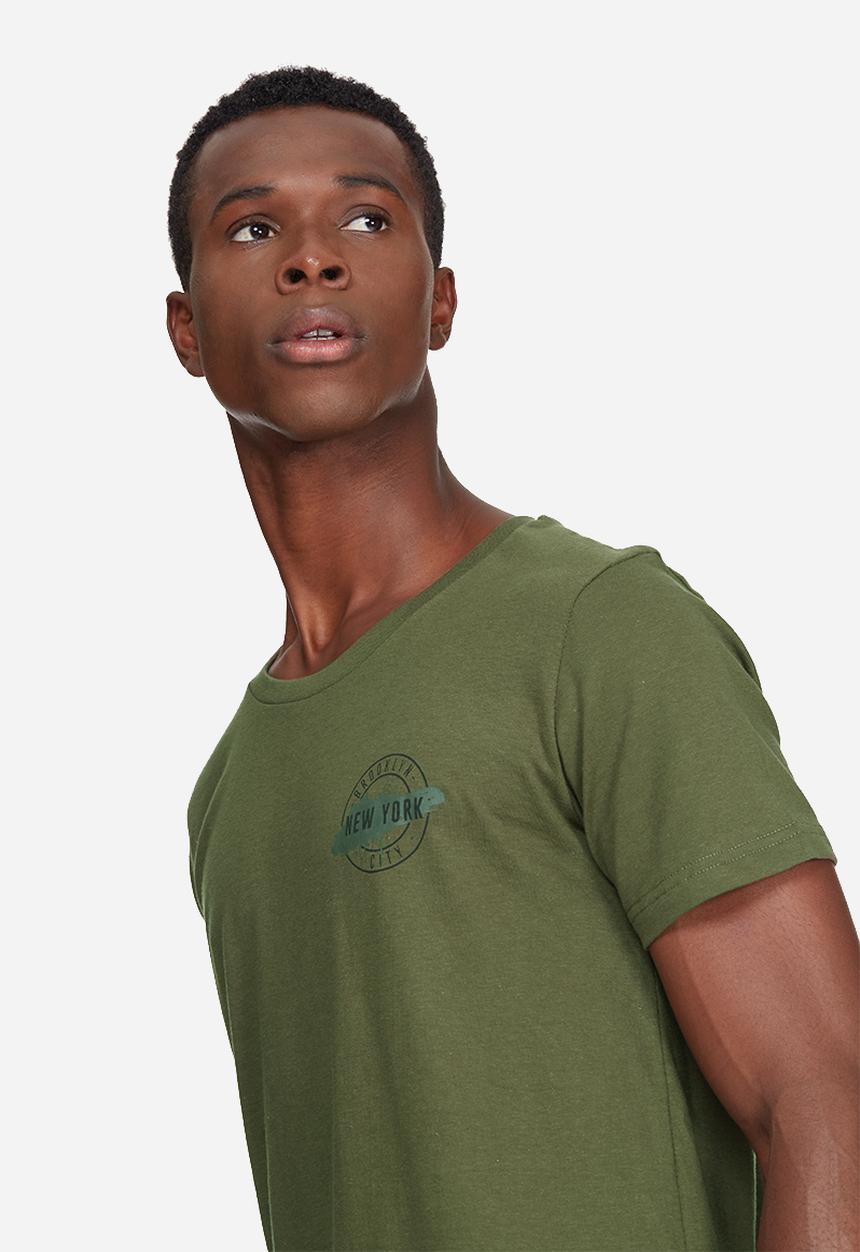 basicthread - Graphic scoop tee