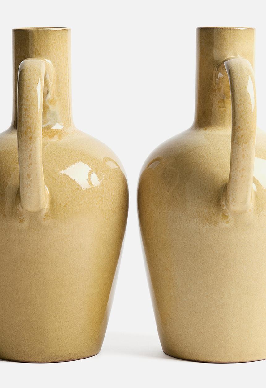 H&M - Large terracotta vase - beige
