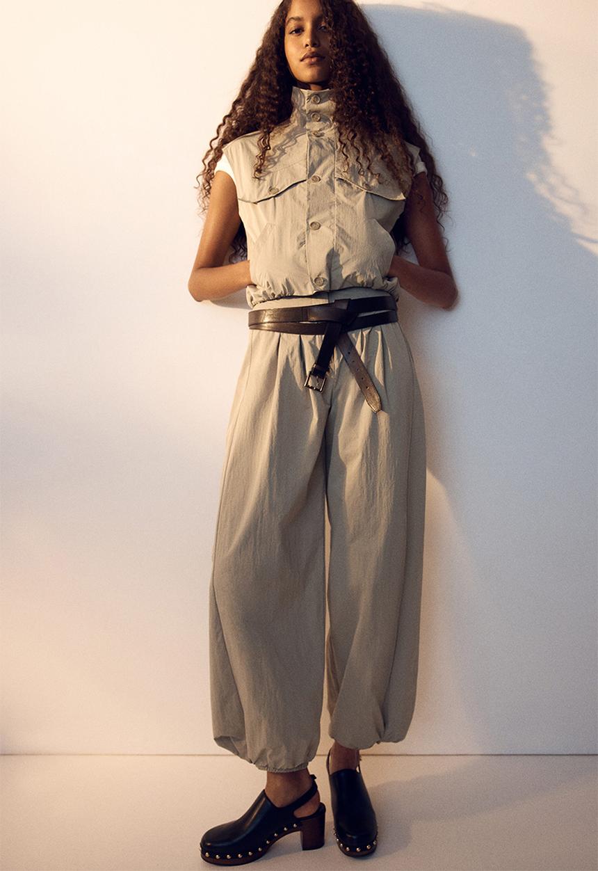 H&M - Sleeveless utility shirt - beige