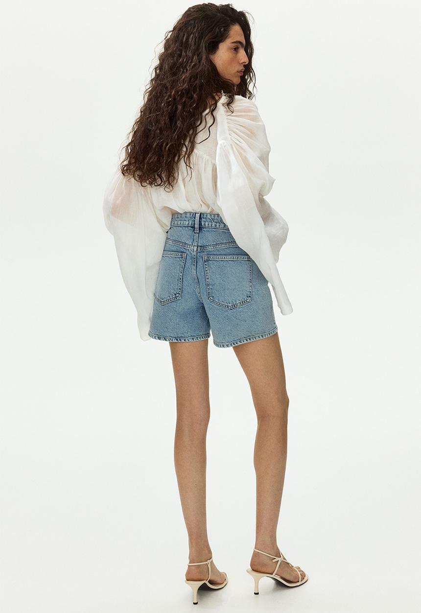 H&M - Denim shorts - light denim blue