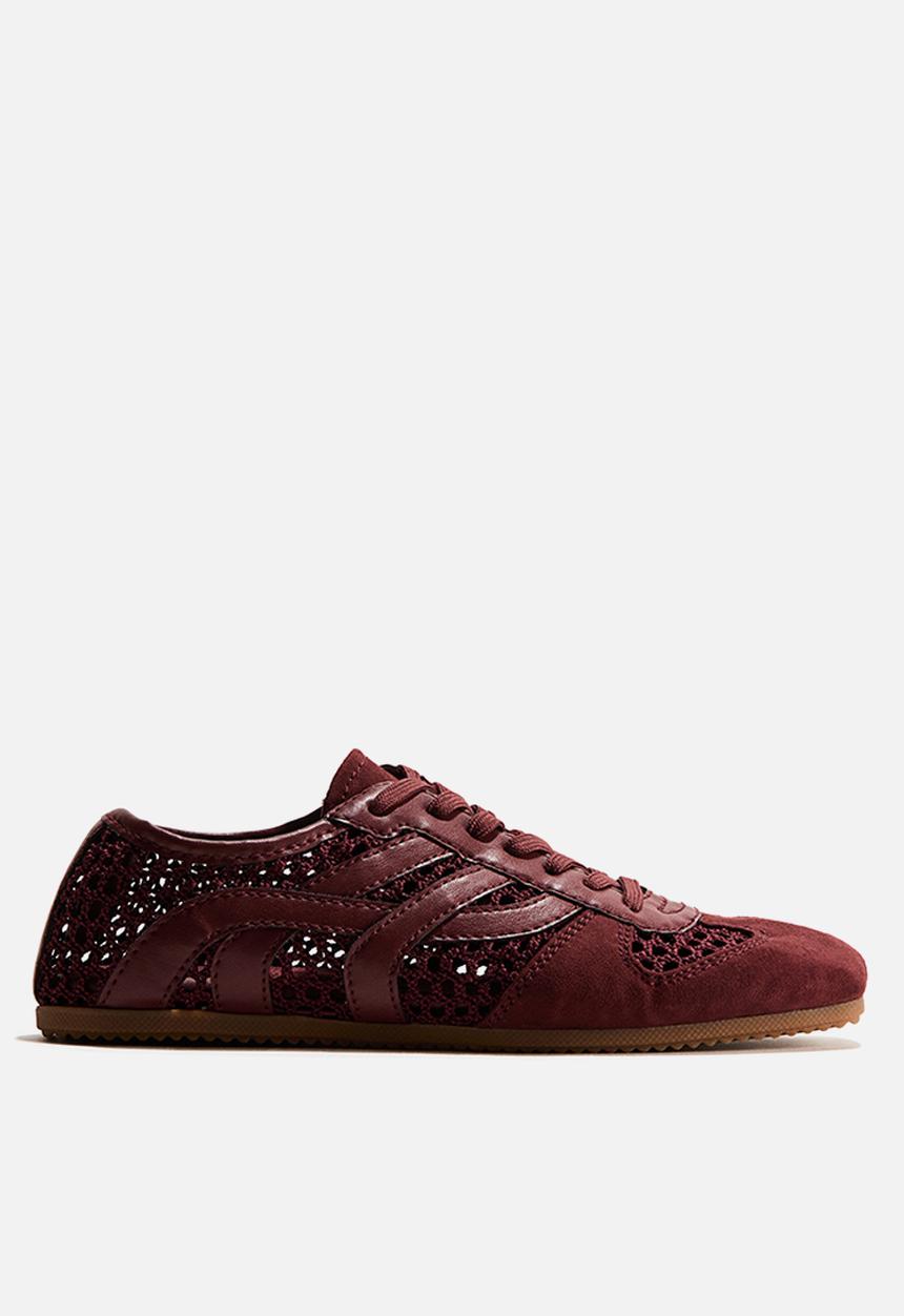 H&M - Crochet-look trainers - burgundy