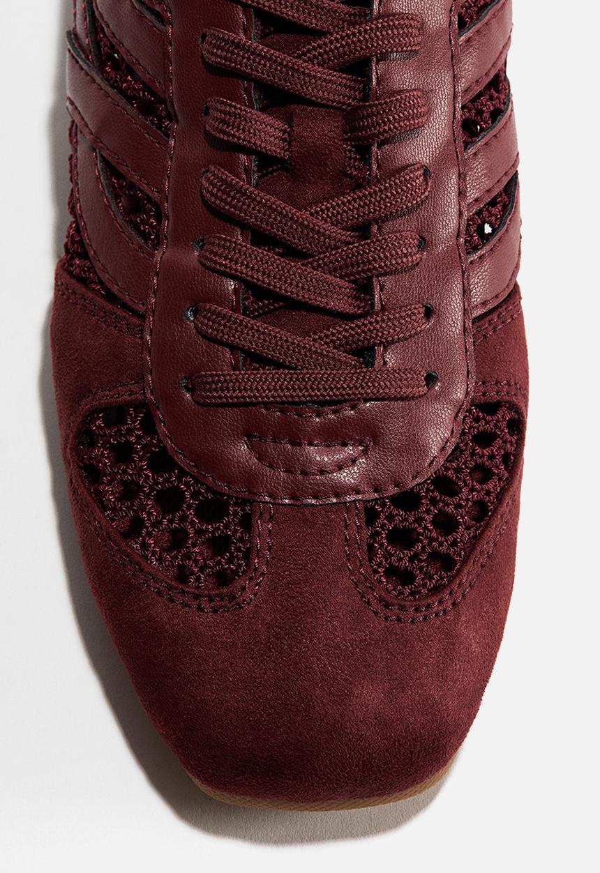 H&M - Crochet-look trainers - burgundy