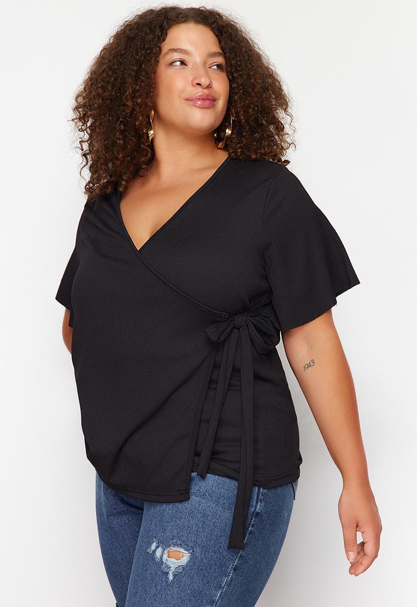Trendyol - Plus double-breasted tie-detail knit blouse - black