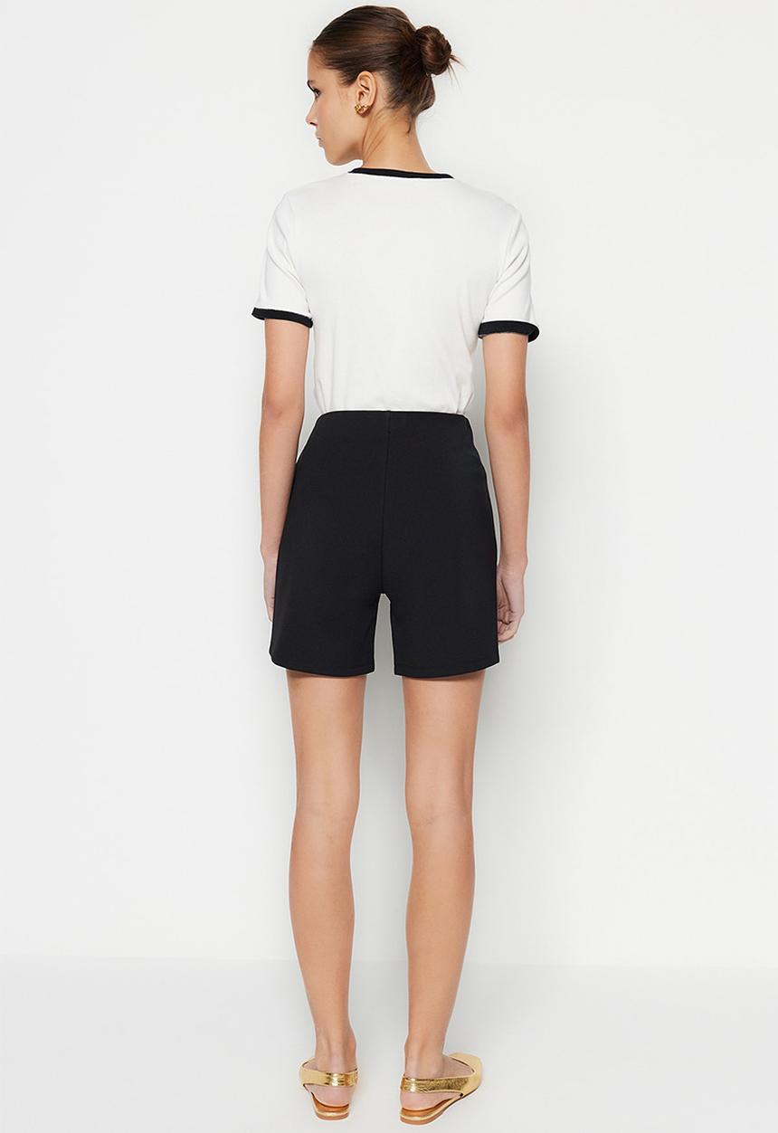 Trendyol - Gold Button Detail High-Waist Knit Shorts - Black