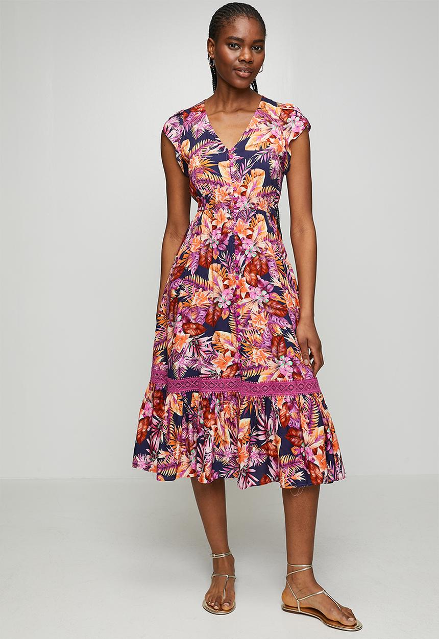Izabel London - Cap Sleeve With Flutter V-Neck Button Through Midi Dress Printed - Multi
