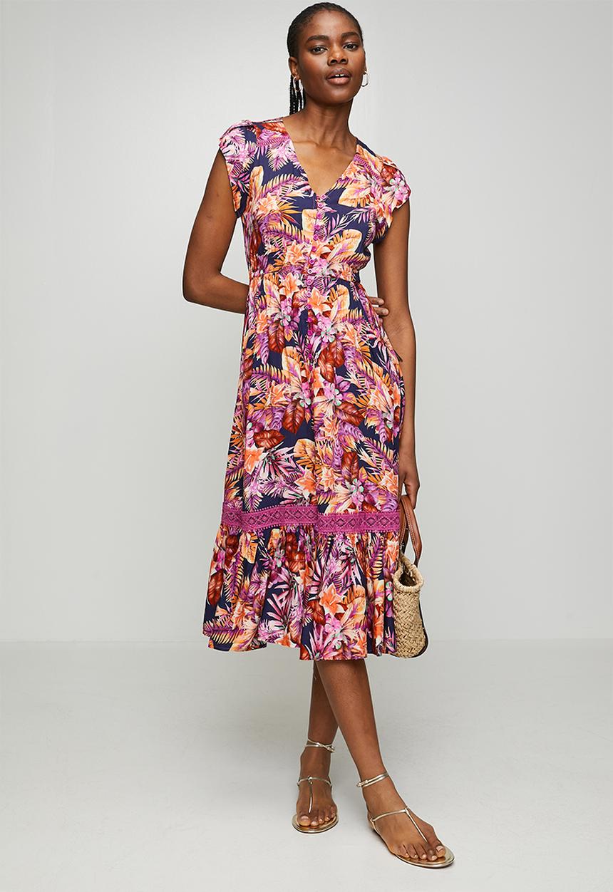 Izabel London - Cap Sleeve With Flutter V-Neck Button Through Midi Dress Printed - Multi