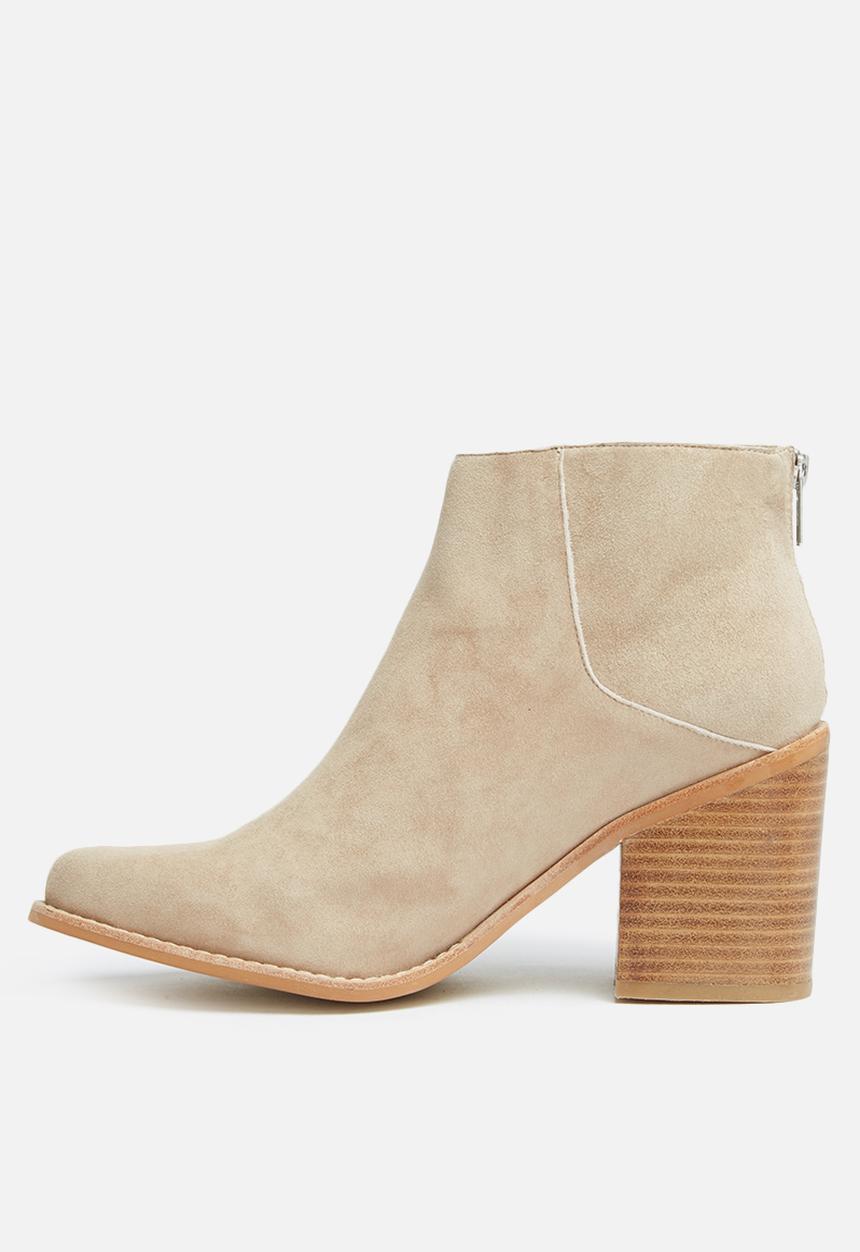 Sol Sana - Leo boot
