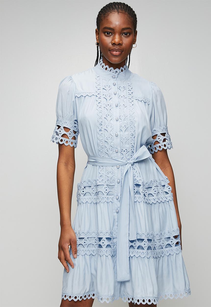 Stella Morgan - Half Sleeve Button Through Midi Dress With Lace Trim Detail On Sleeve And Hem, With Tie Belt - Blue