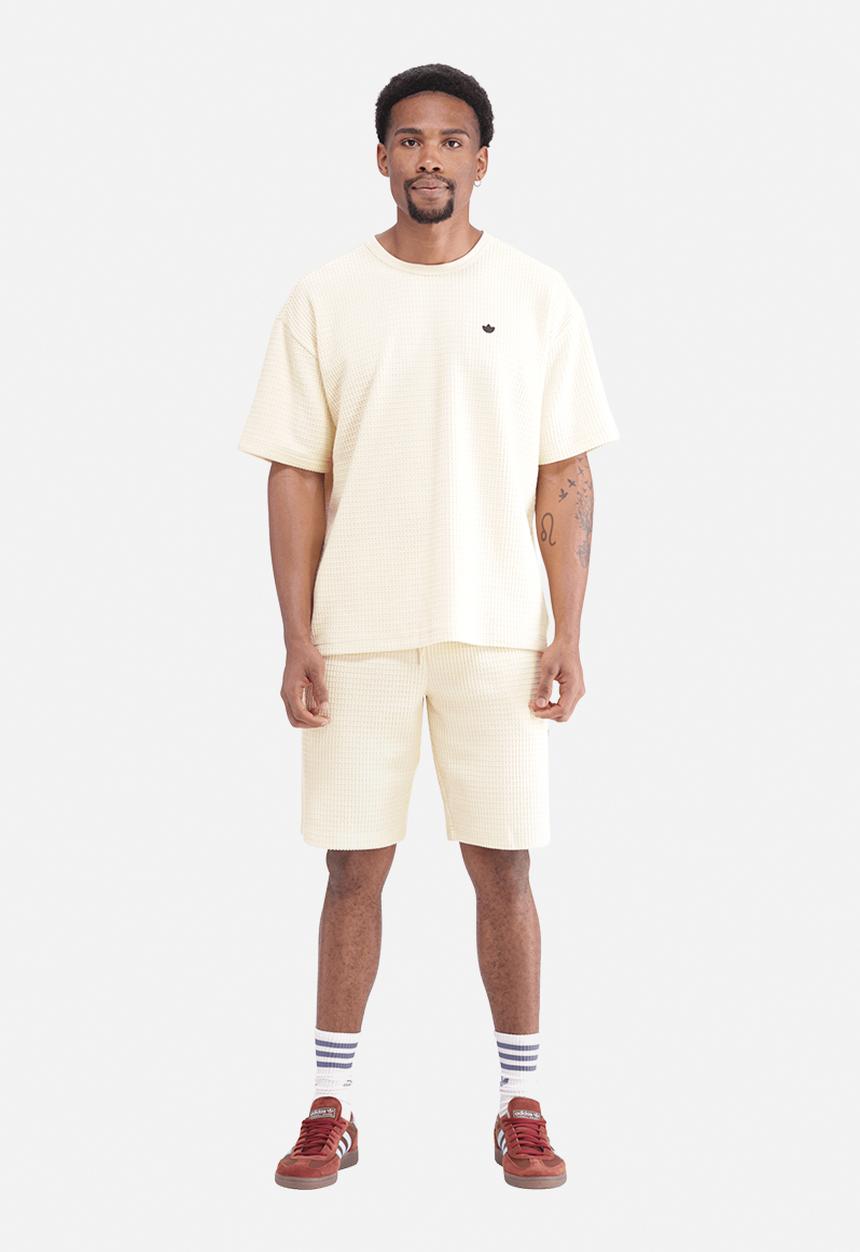 adidas Originals - Essential Waffle Lux  Tee  - WARM VANILLA