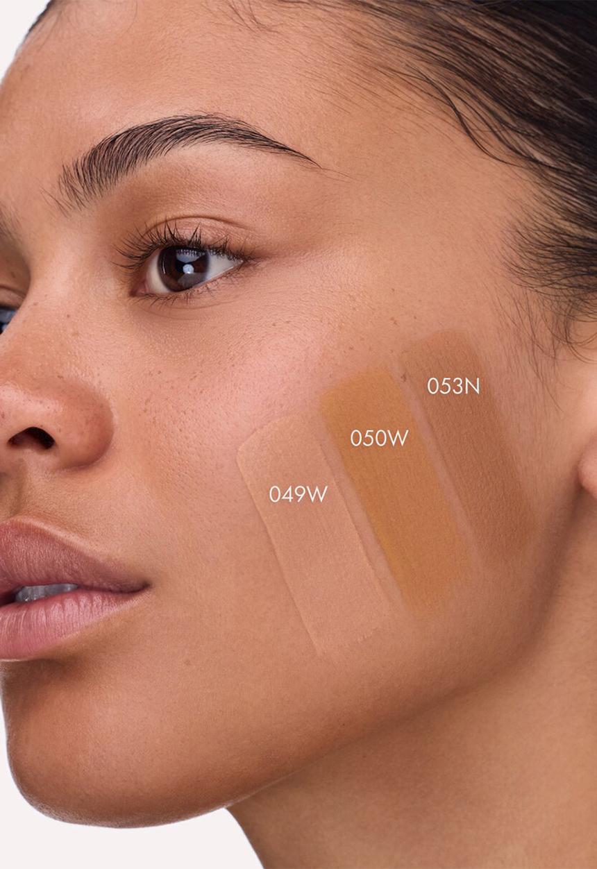 Catrice - Skin Like Luminous Foundation - 047W