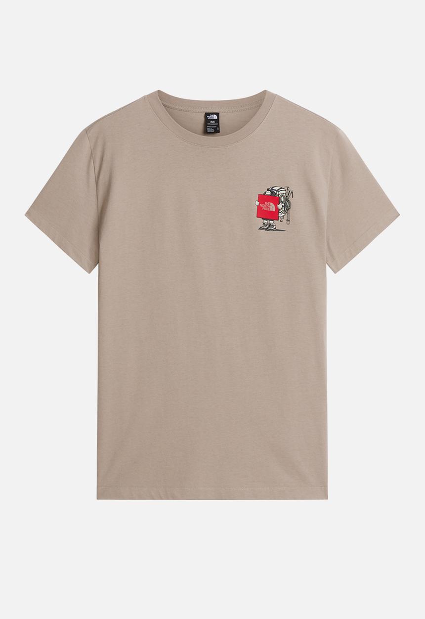 The North Face - GEAR UP GET OUT RLX SS TEEGRAPHIC. - Stone Slab