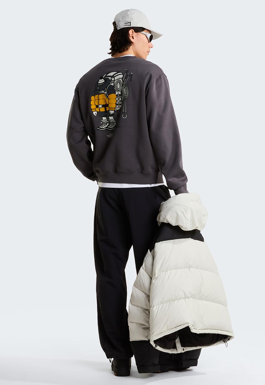 The North Face - Gear Up Graphic Crew - Anthracite Grey