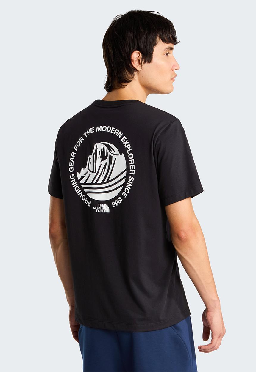 The North Face - M MOUNTAINSCAPE REGULAR SS TEE - TNF BLACK