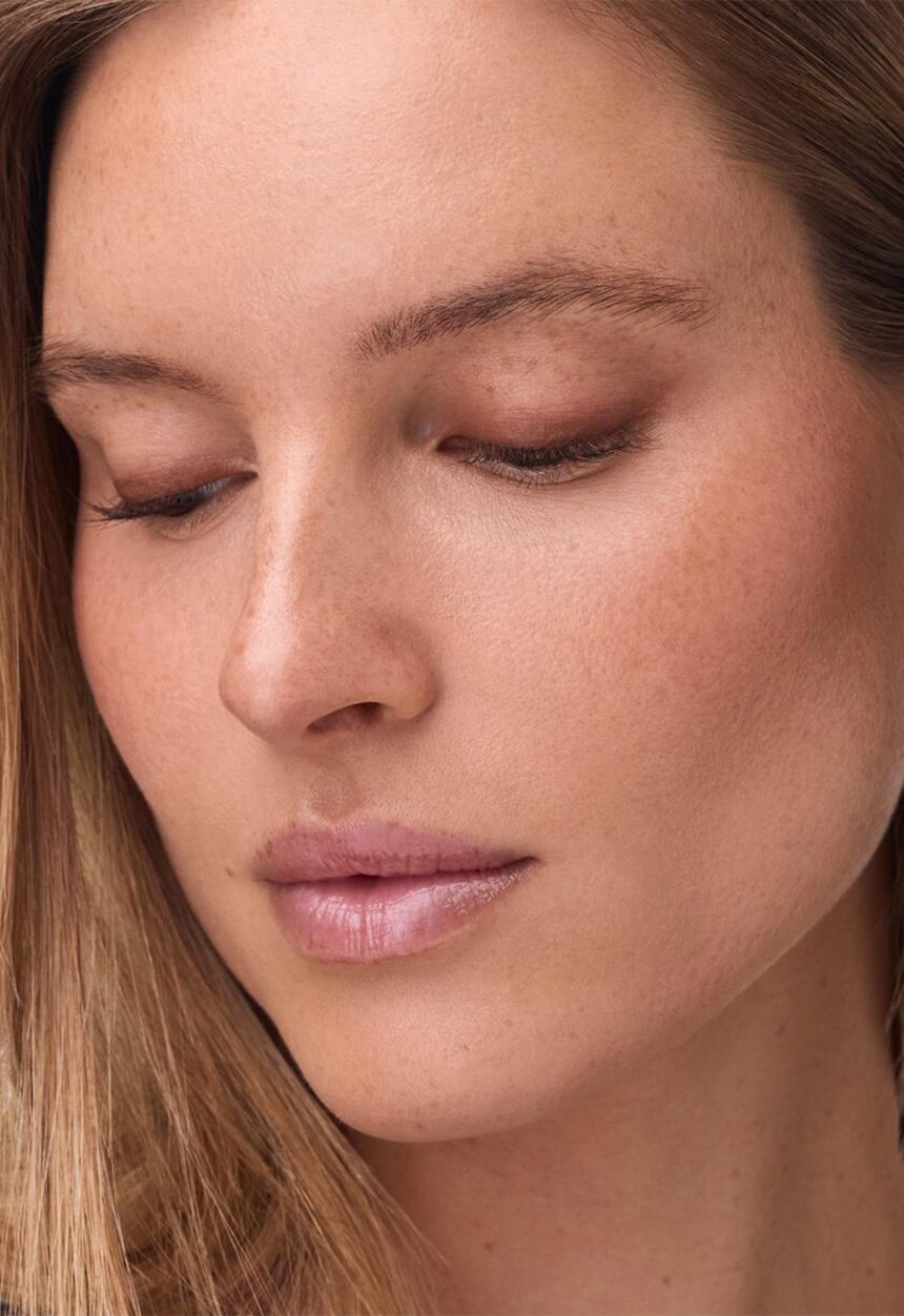 Catrice - Velvet Glide Matte Eye Pencil - 020 Hazel Edge
