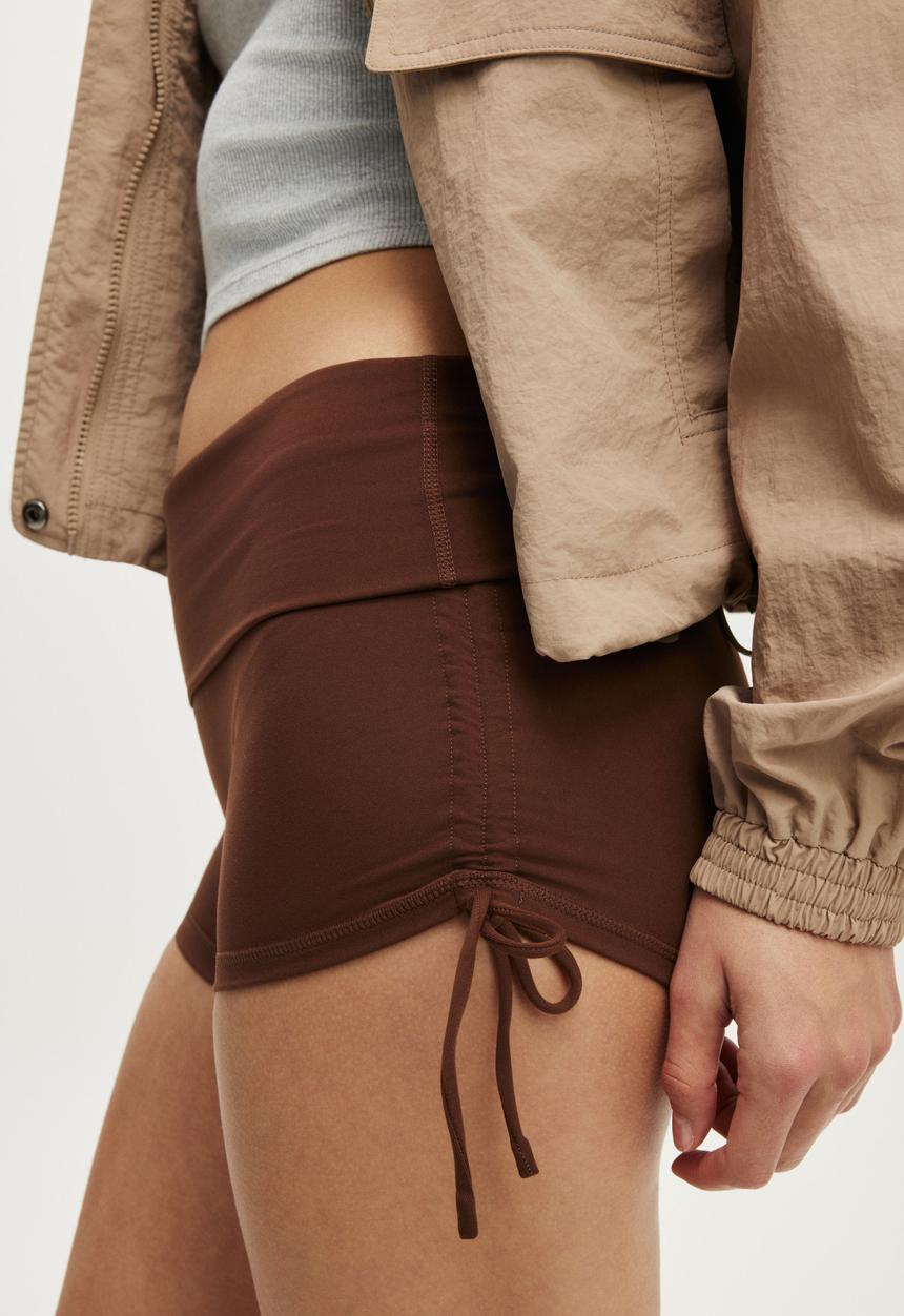 Cotton On - Ultra Soft Tie Side Roll Over Micro Short - Chestnut