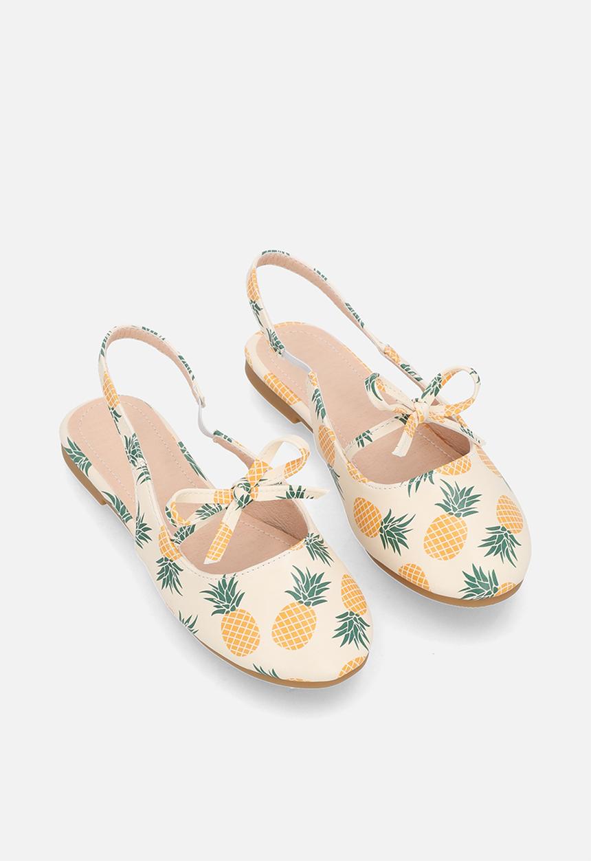 Pop Candy - Aop closed toe sandals - multi 
