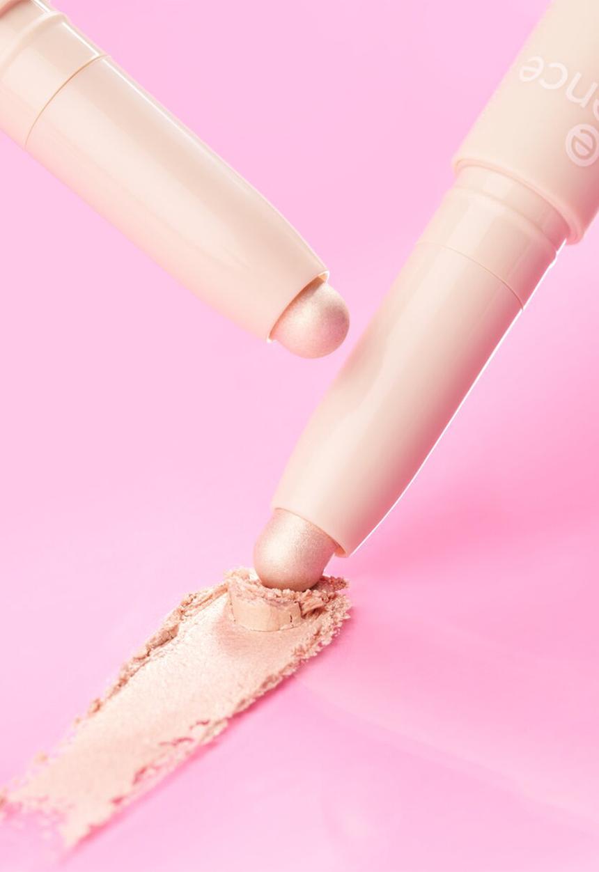 essence - BLUR NUDE eyeshadow stick - 05 Oat Milk Glow