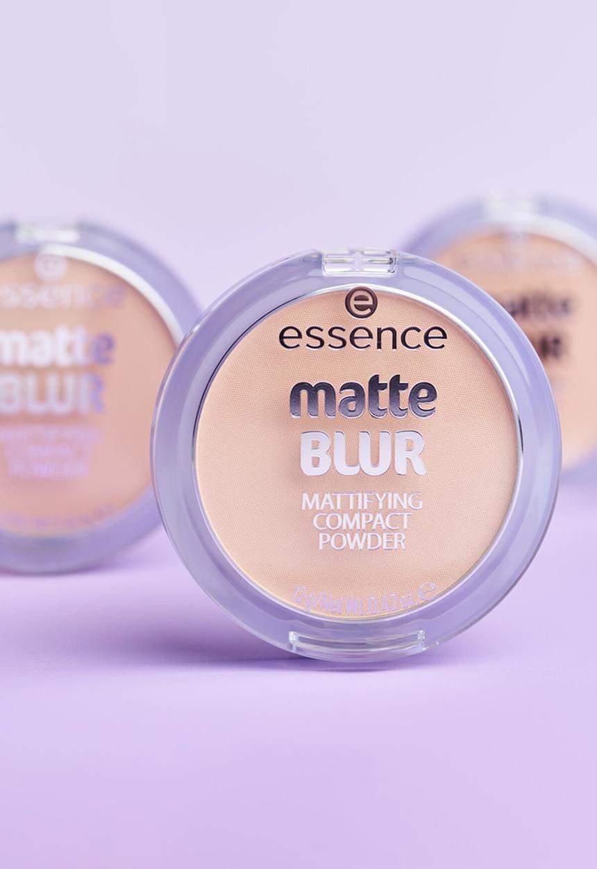 essence - matte BLUR MATTIFYING COMPACT POWDER - 10