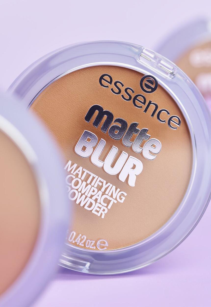 essence - matte BLUR MATTIFYING COMPACT POWDER - 50