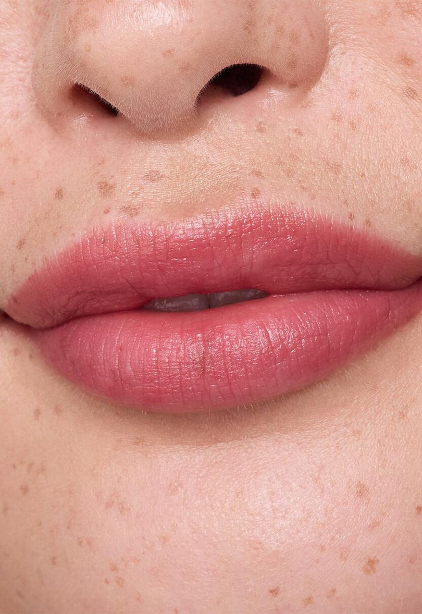 essence - BLUR soufflé sheer nude lip balm - 03 Nude Rose