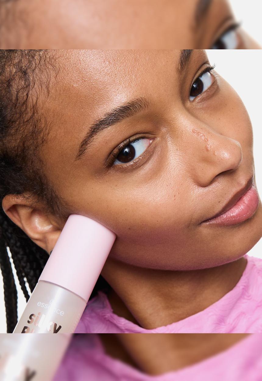 essence - silky BLUR FLAWLESS SETTING SPRAY
