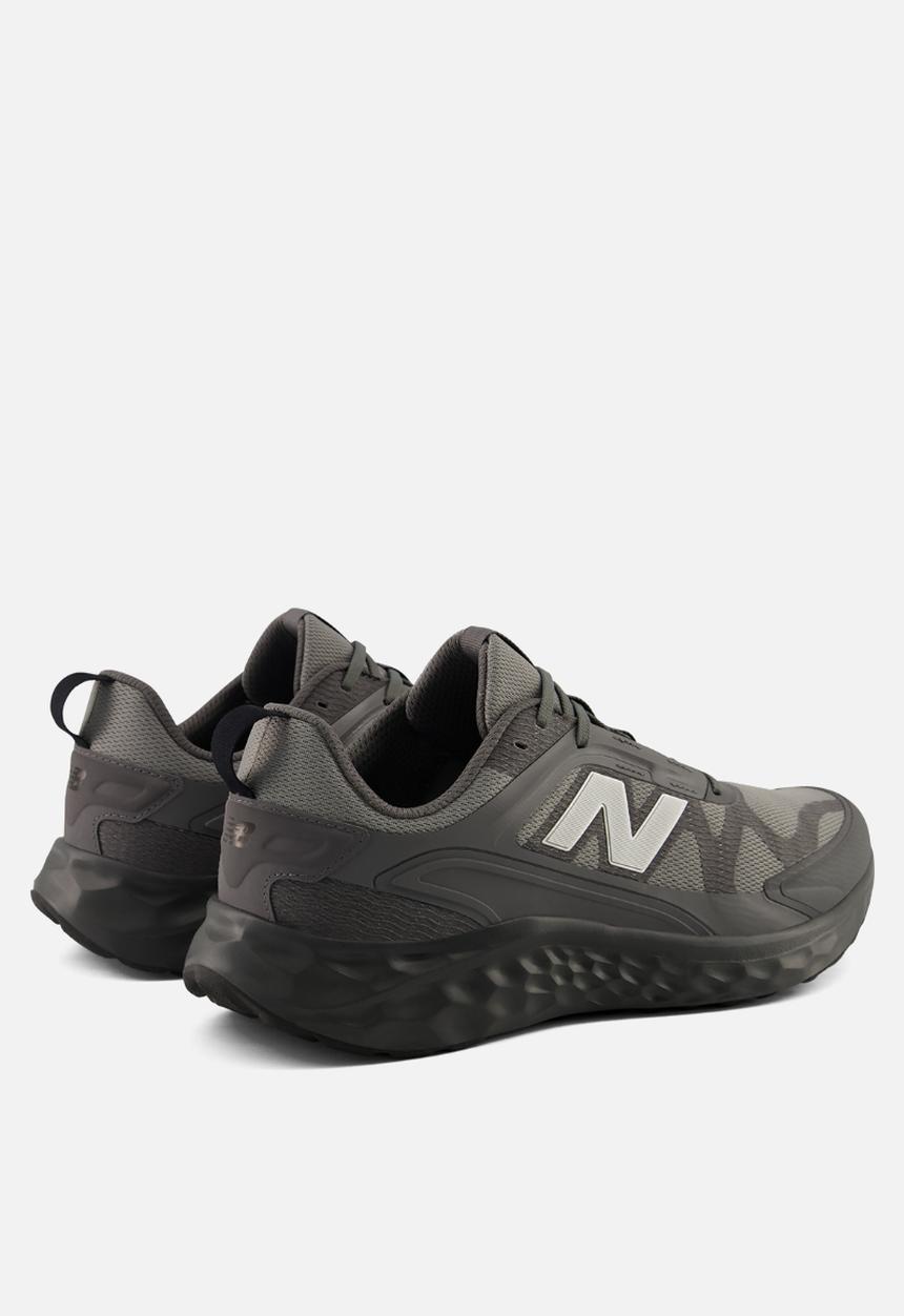 New Balance  - Fresh Foam Arishi v4 Utility - grey