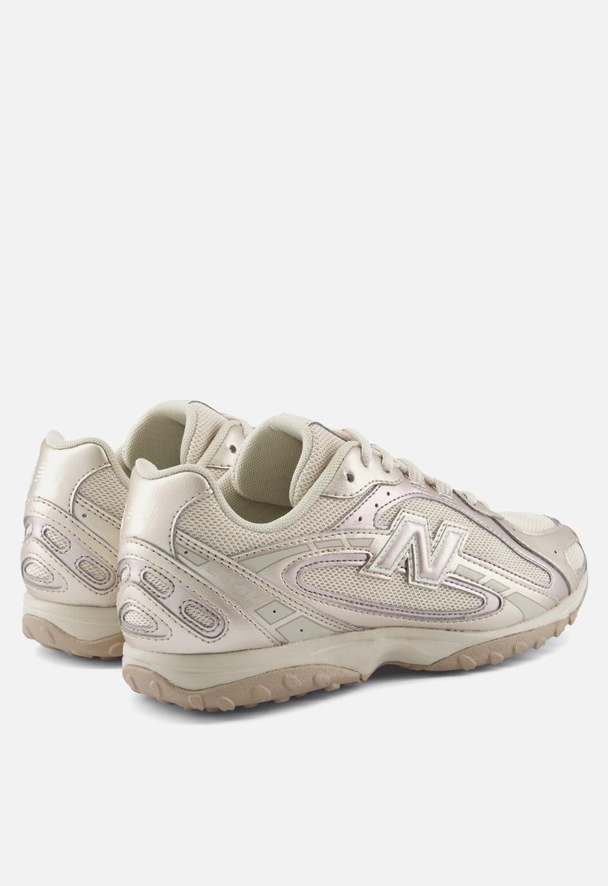 New Balance  - 204L - grey