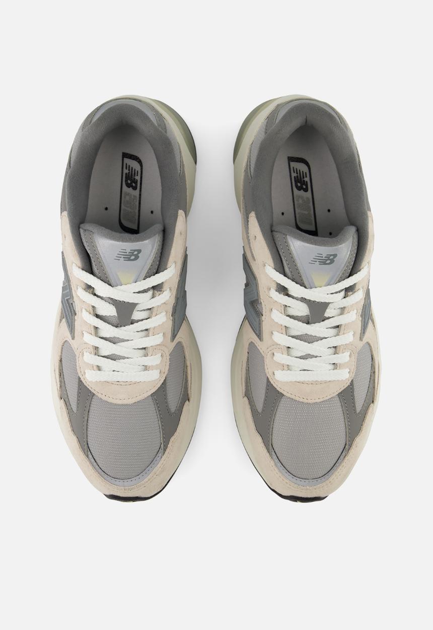 New Balance  - U2010V1 - grey