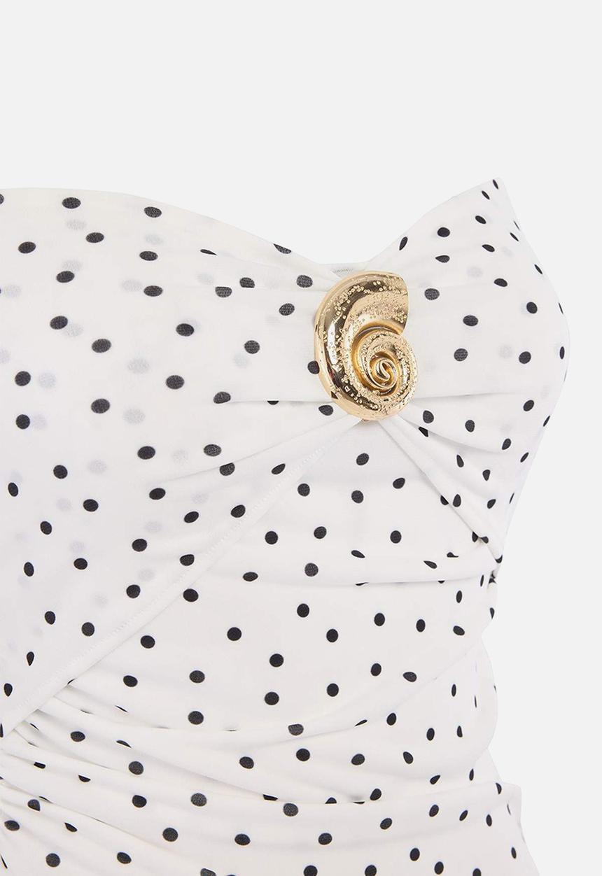 Trendyol - Polka Dot Strapless Knit Blouse with Accessory Detail - Black and White