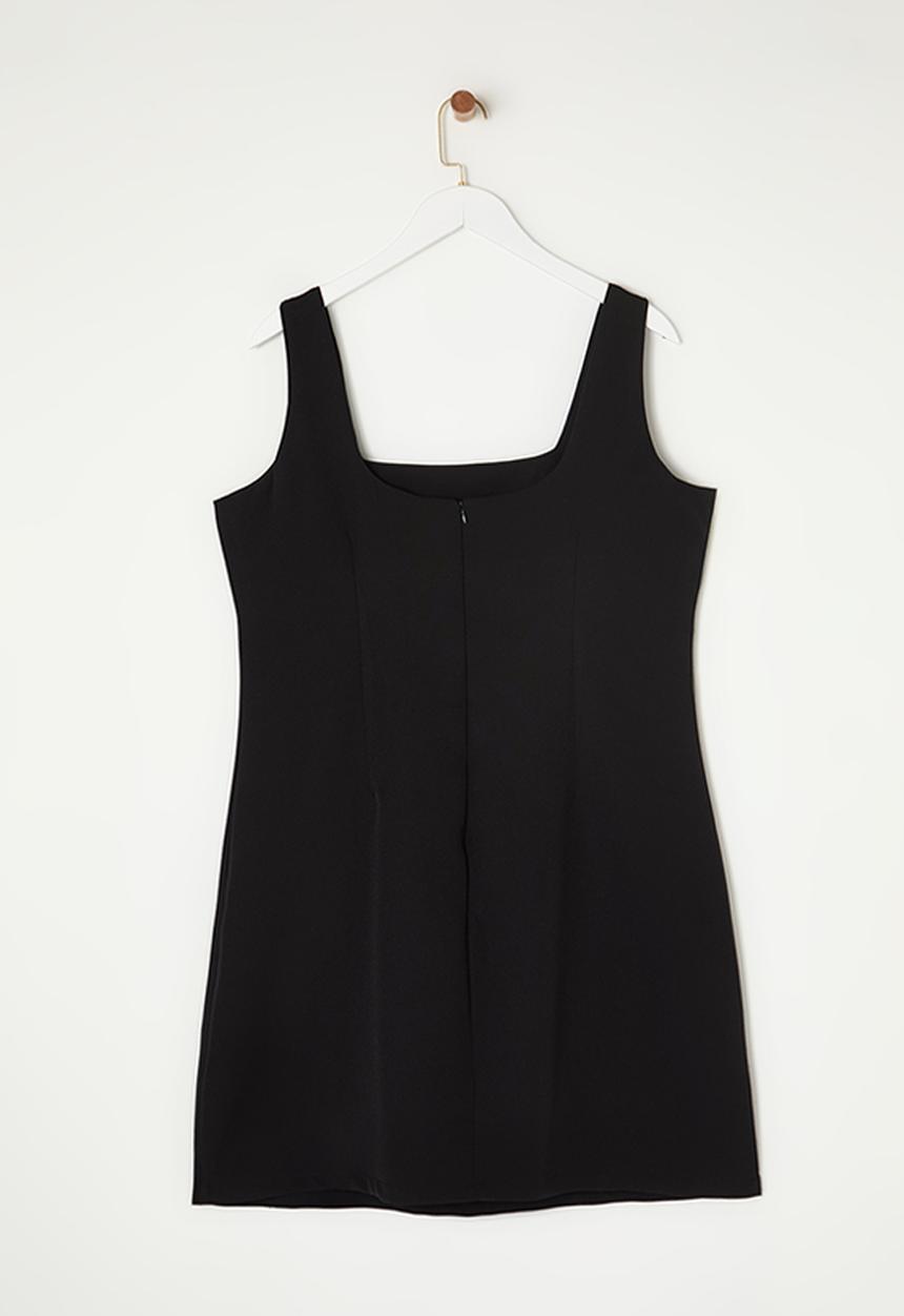 Trendyol - Plus premium square neck inside wire dress - black