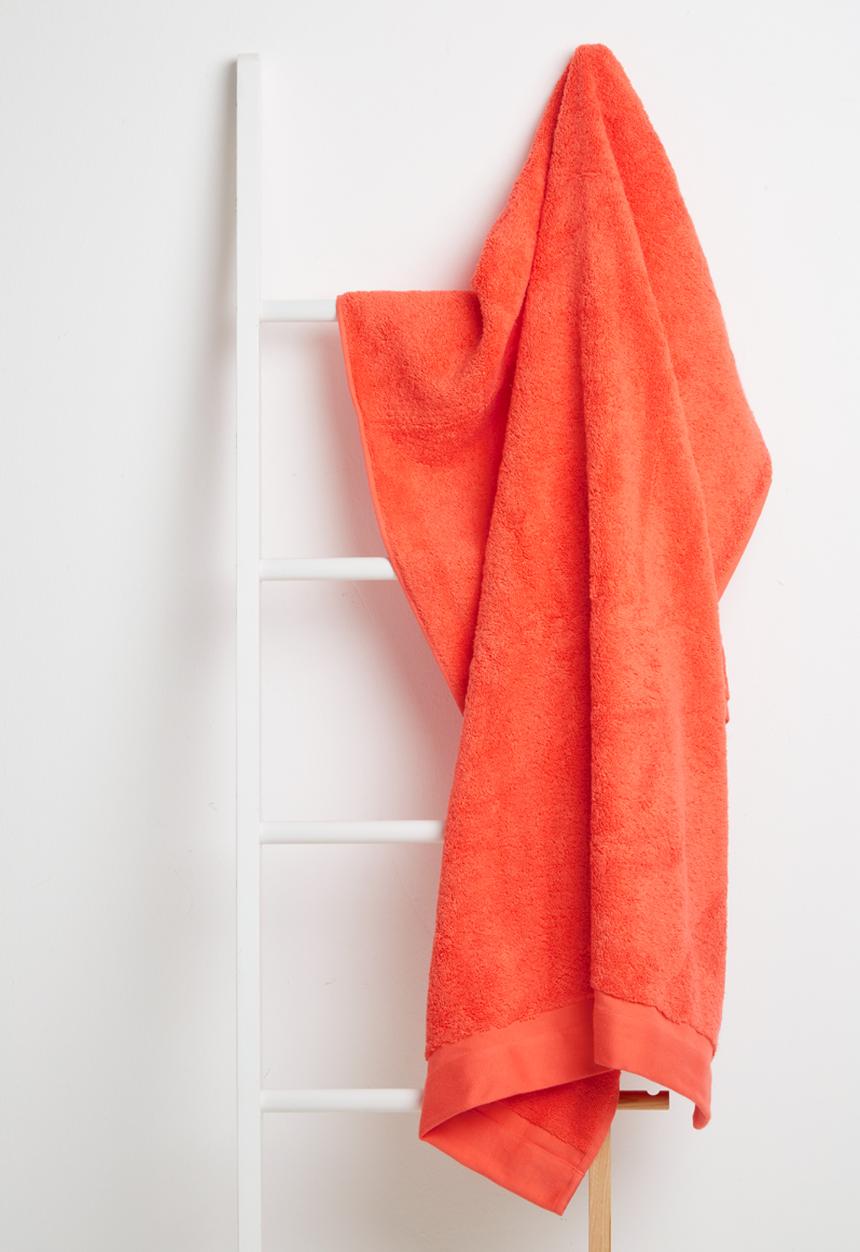 Sixth Floor - Coral bath sheet
