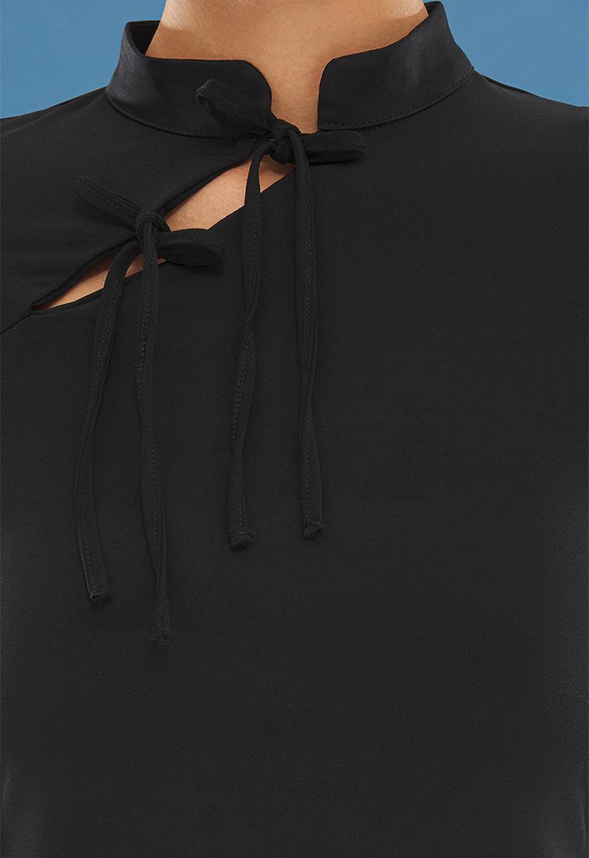 Trendyol - Stand Collar Lace-Up Fitted Knit Blouse - Black