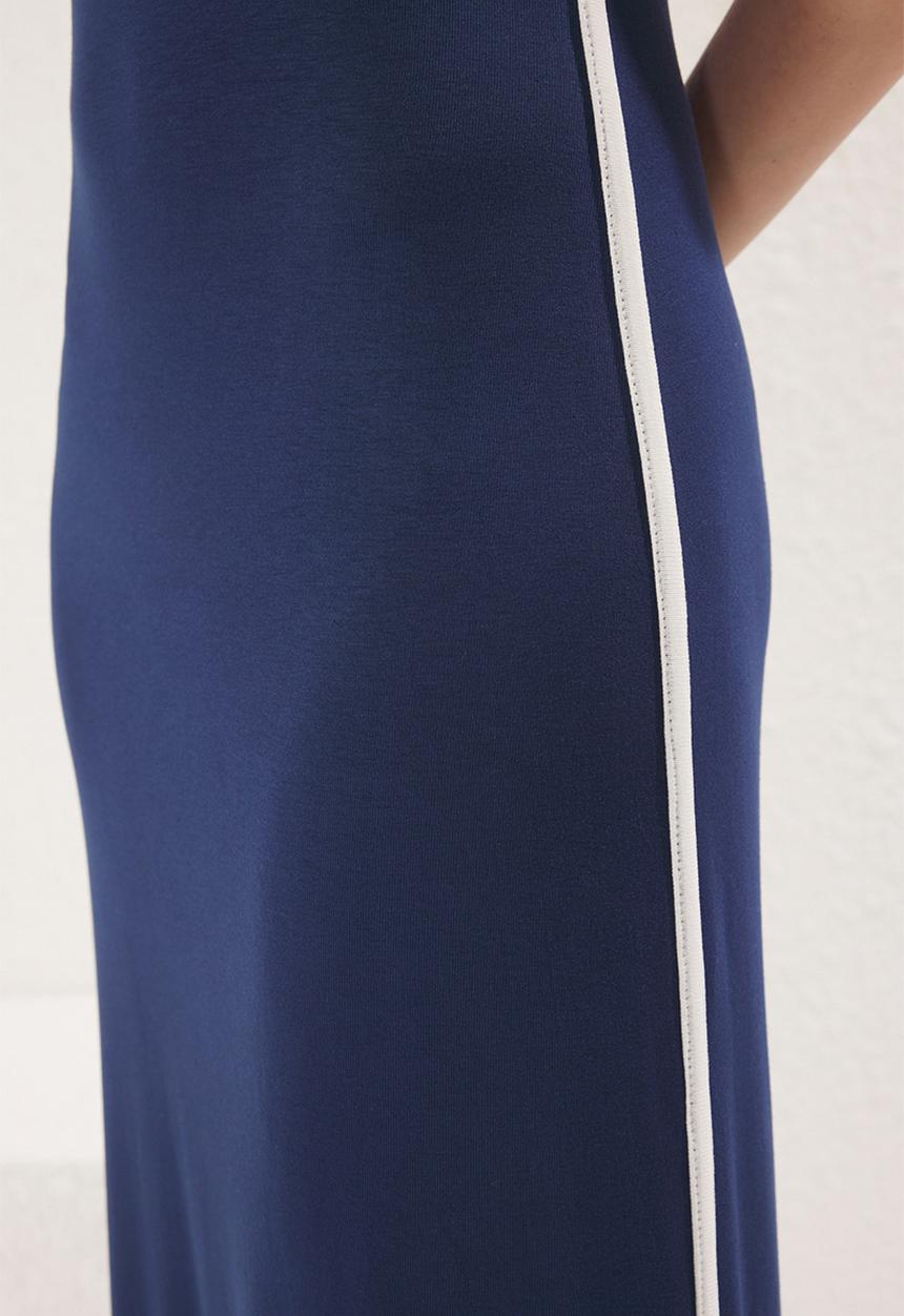 Trendyol - Colour Block Slit Maxi Knit Dress with Piping Detail - Navy Blue
