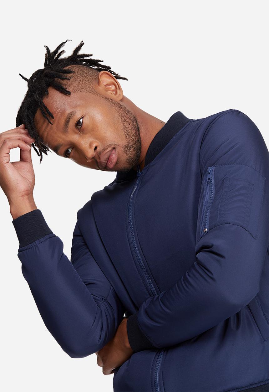 basicthread - Padded bomber
