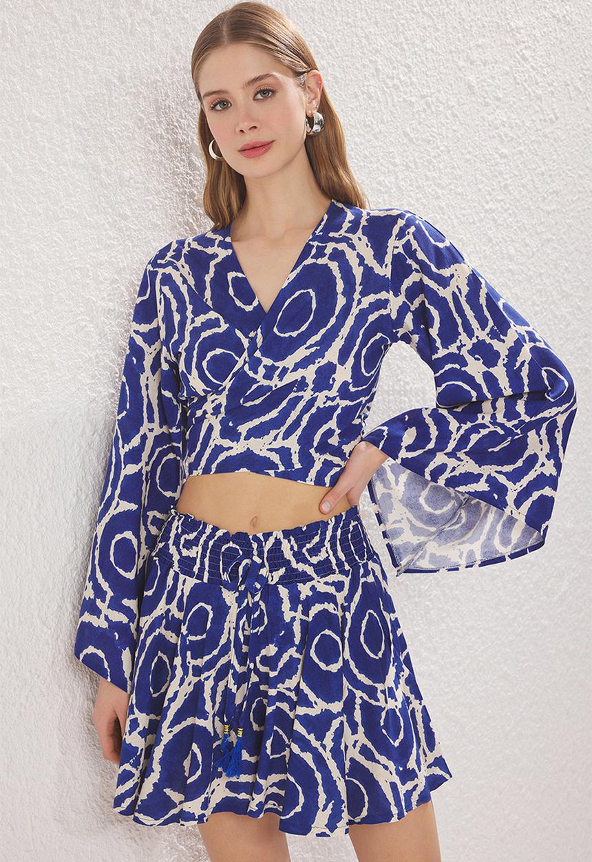 Trendyol - Cropped Blouse and Skirt Set with Front Tie Detail - Blue
