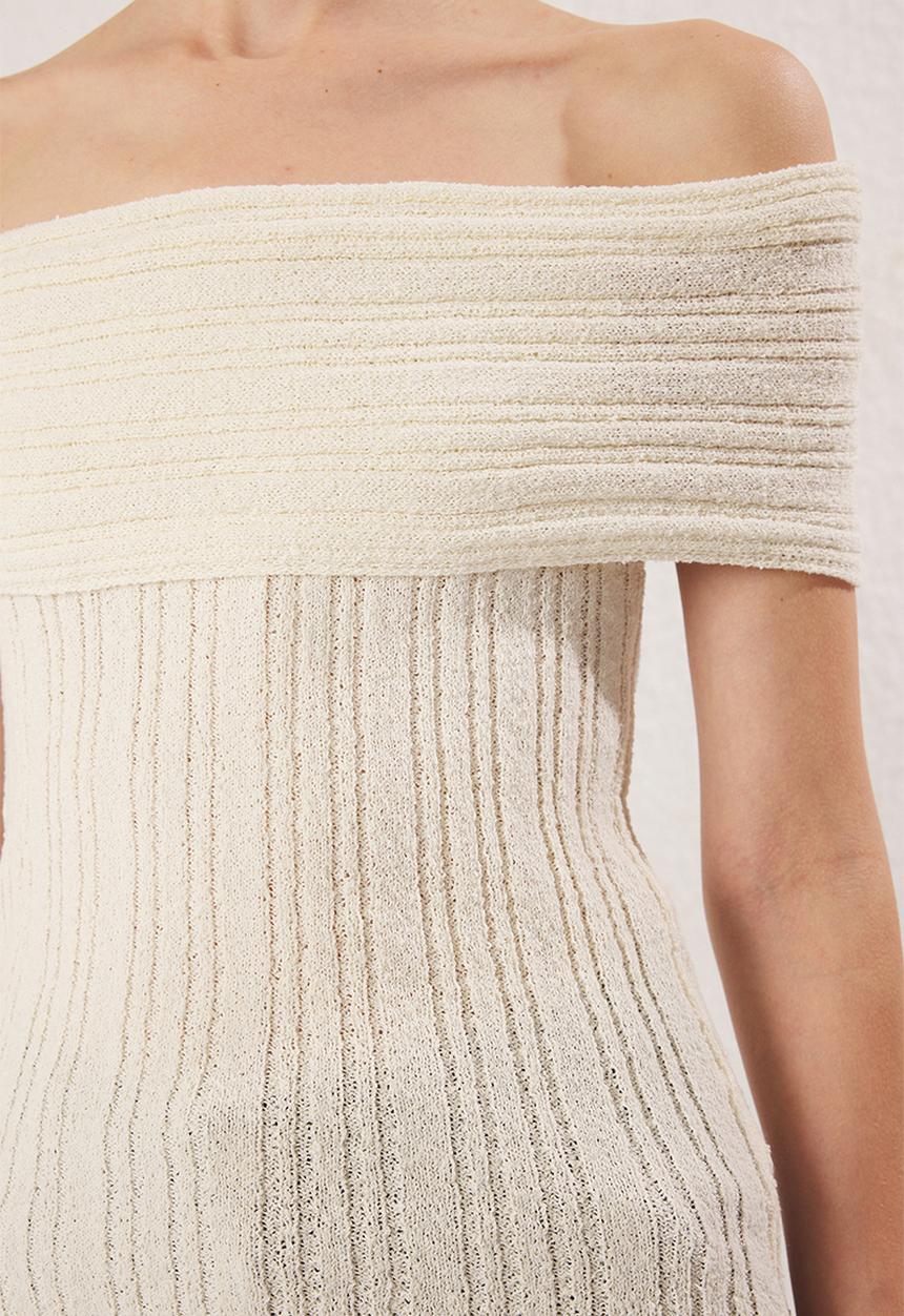 Trendyol - Carmen Collar Textured Slim Blouse - Bone