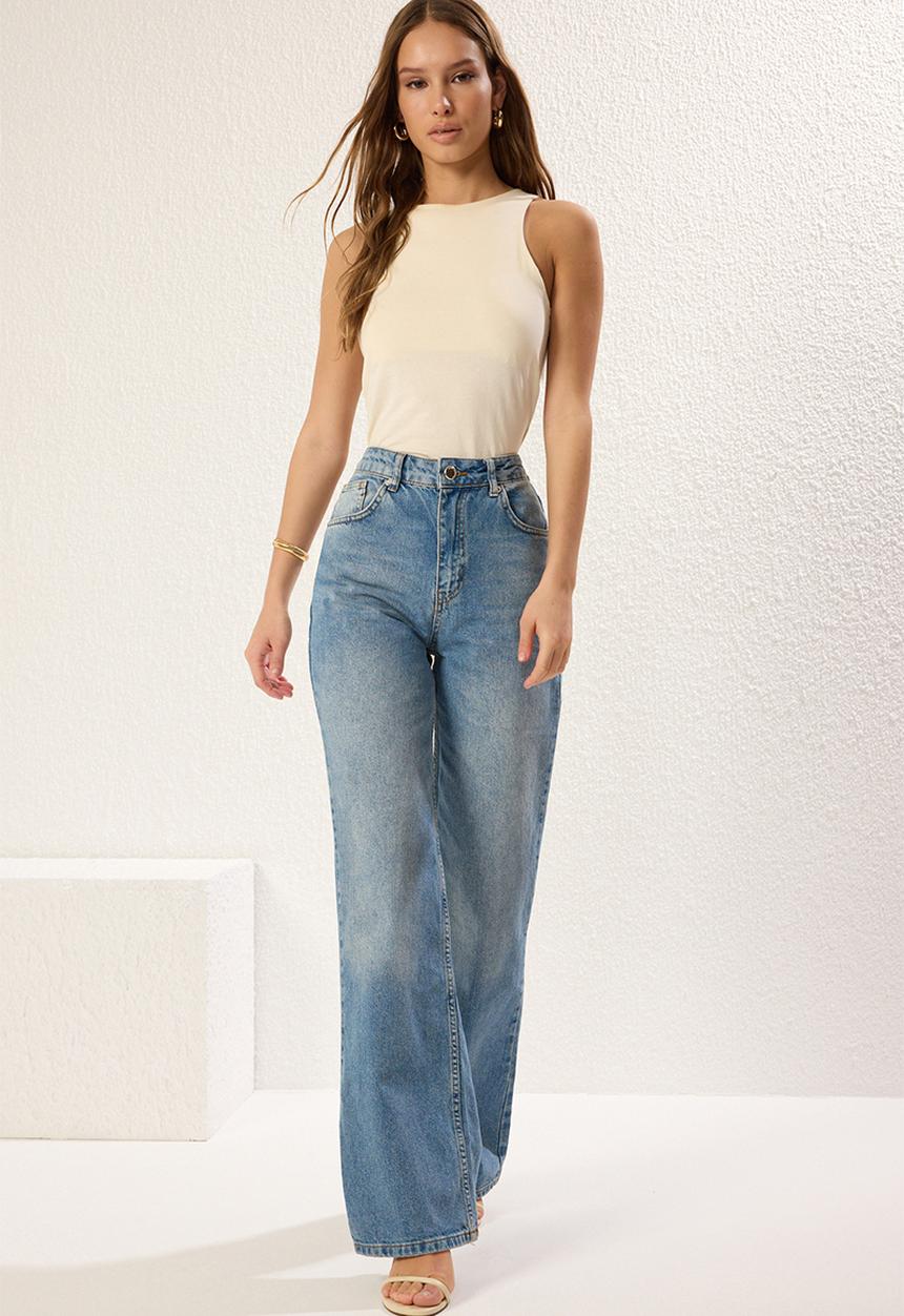 Trendyol - High-Waist Wide-Leg Cotton Jeans - Blue