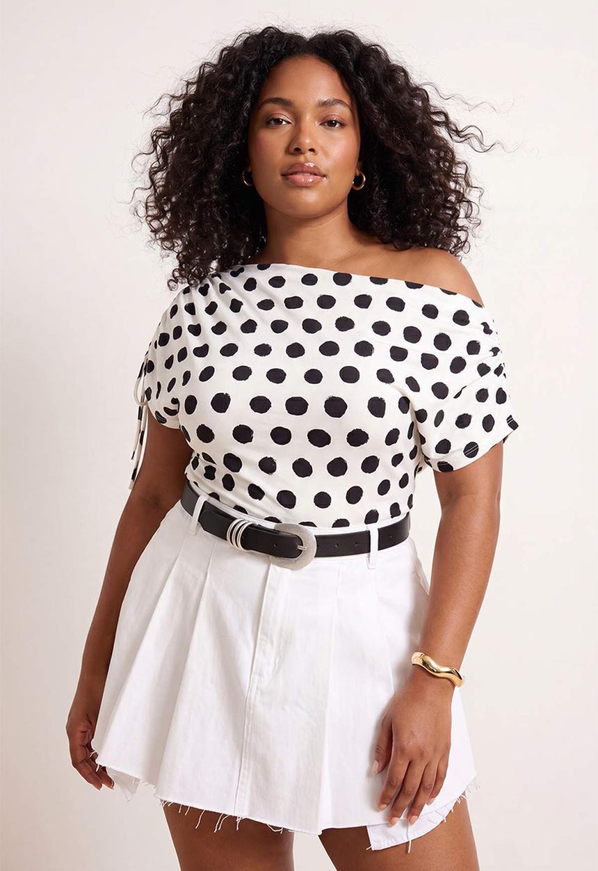 Trendyol - Plus polka dot patterned boat neck ruched blouse - ecru