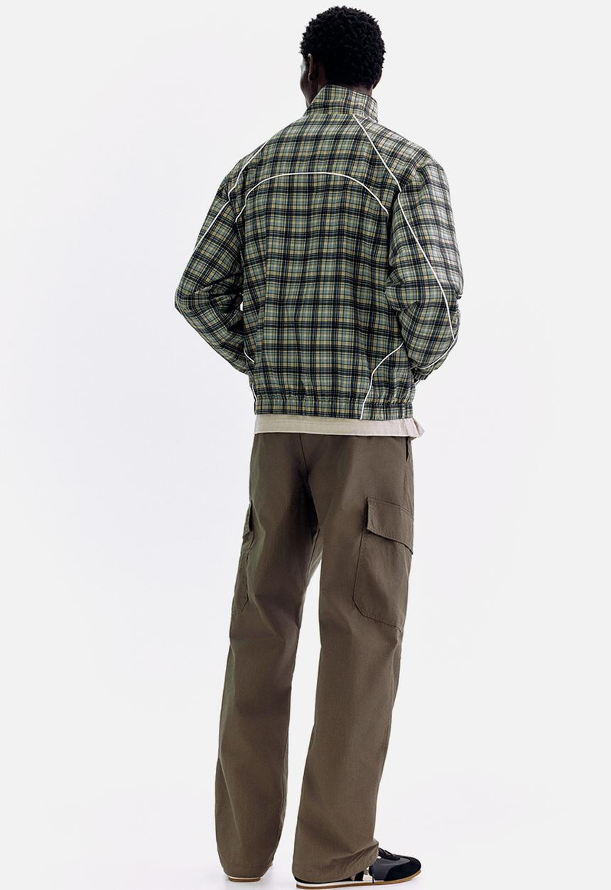 H&M - Regular fit cargo trousers - taupe