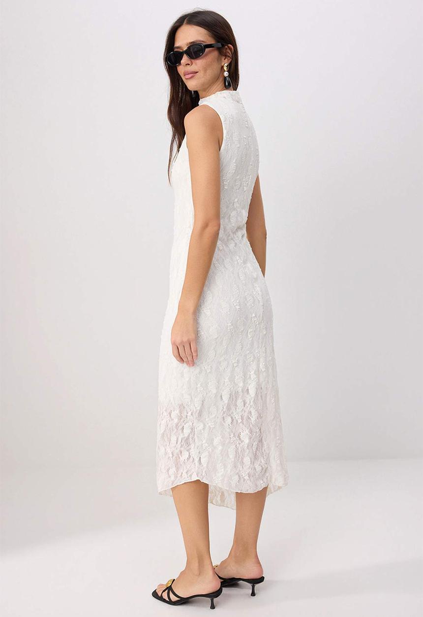 Trendyol - Lace-Lined Bodycon Maxi Dress - Ecru