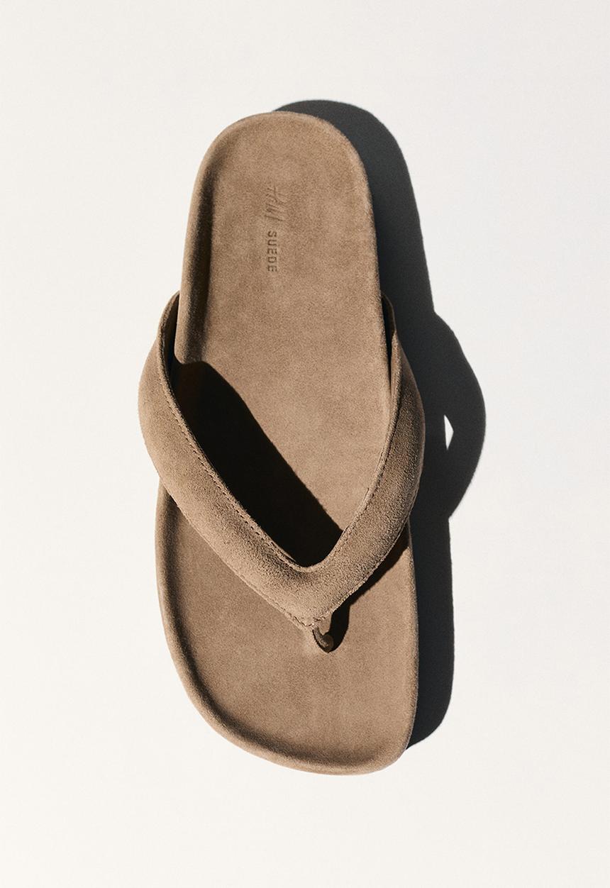 H&M - Footbed flip-flops - mustard yellow