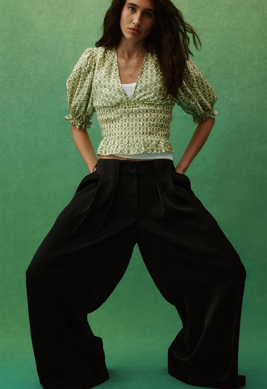 H&M - Smocked-waist blouse - green/patterned