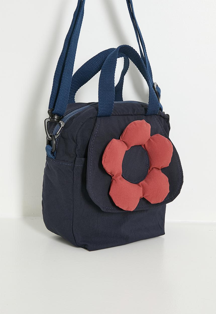 Pop Candy - Padded flower applique backpack - black