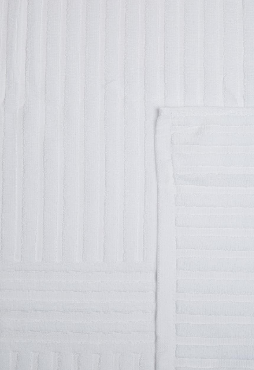 Sixth Floor - Lines bath towel