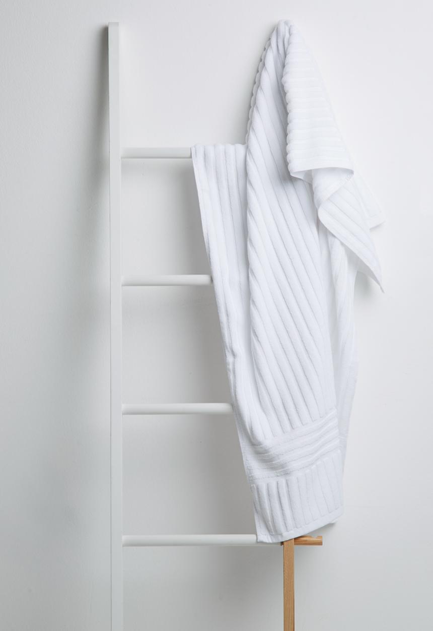 Sixth Floor - Lines bath towel