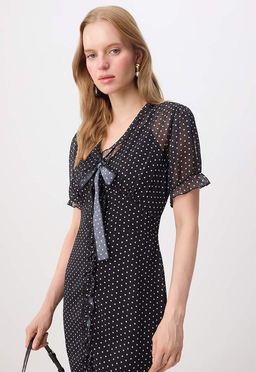 Trendyol - Velvet Ribbon Detail Polka Dot Chiffon Dress - Black