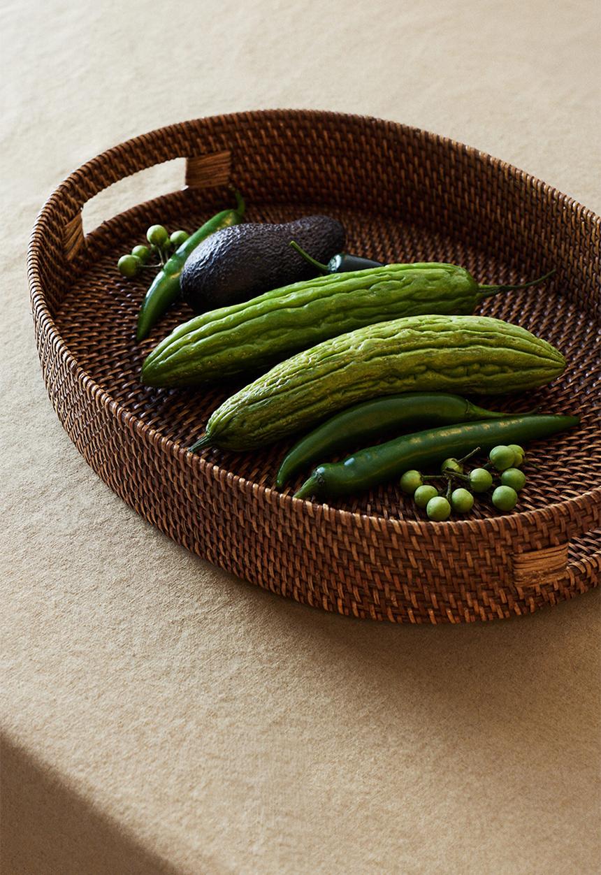 H&M - Oval rattan tray - brown